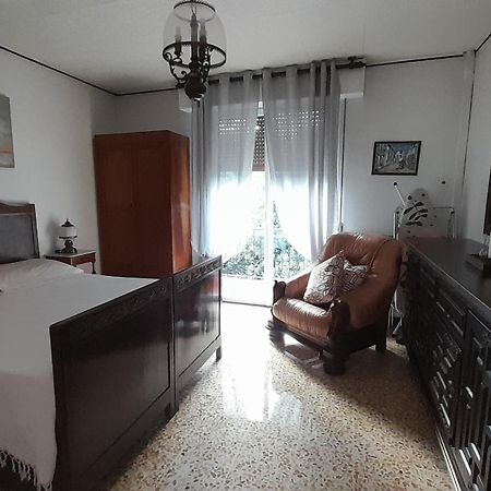 Casa Di Gianni Lejlighed Primaluna Eksteriør billede